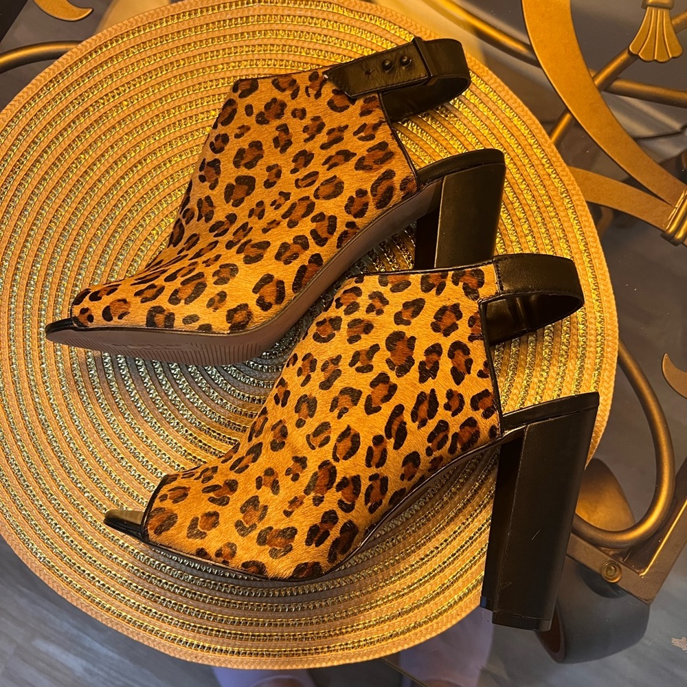 Brand new leopard print heels